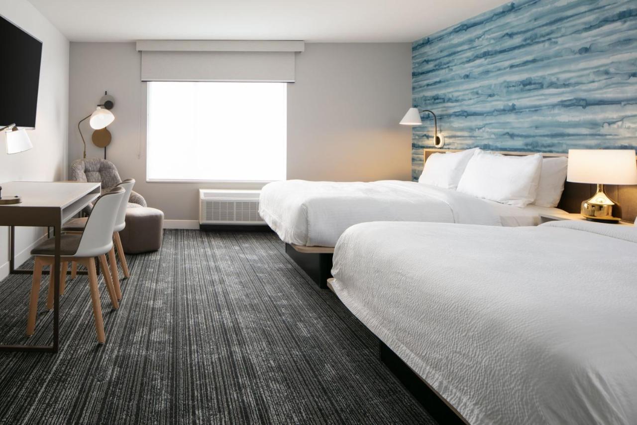 Towneplace Suites By Marriott Oconomowoc Exteriér fotografie